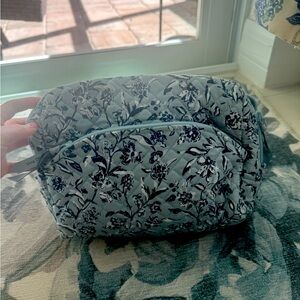 Vera Bradley large cosmetic case